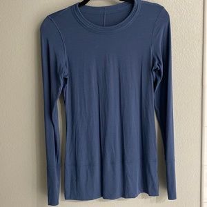 Bundle of 2 Lululemon Rule the Day Long sleeve tops